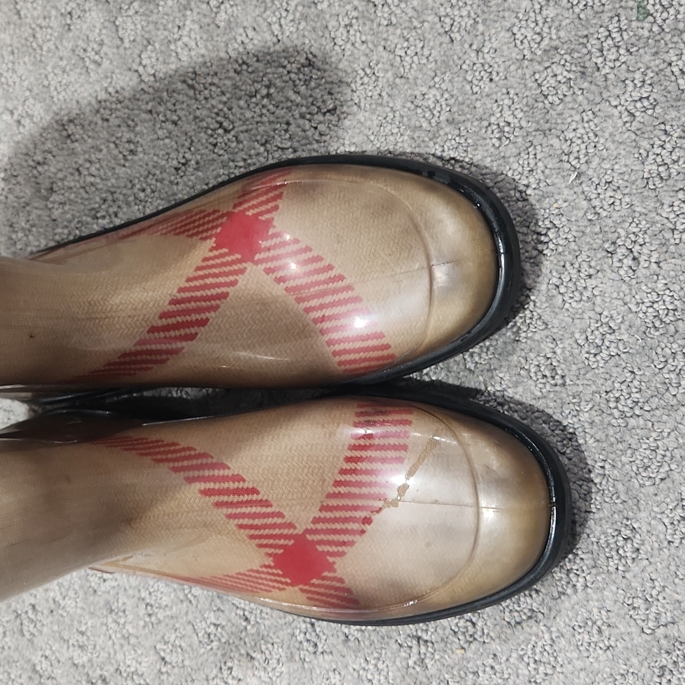 Authentic Burberry Rain Boots Size 8 - Picture 6 of 13